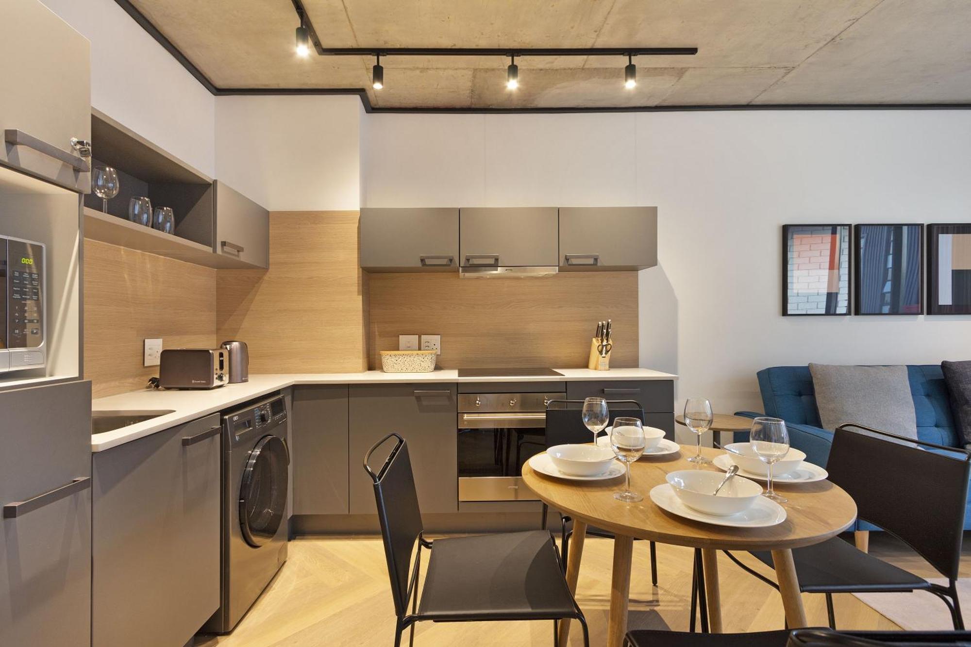 Bridgewater View 415 By Hostagents Apartment