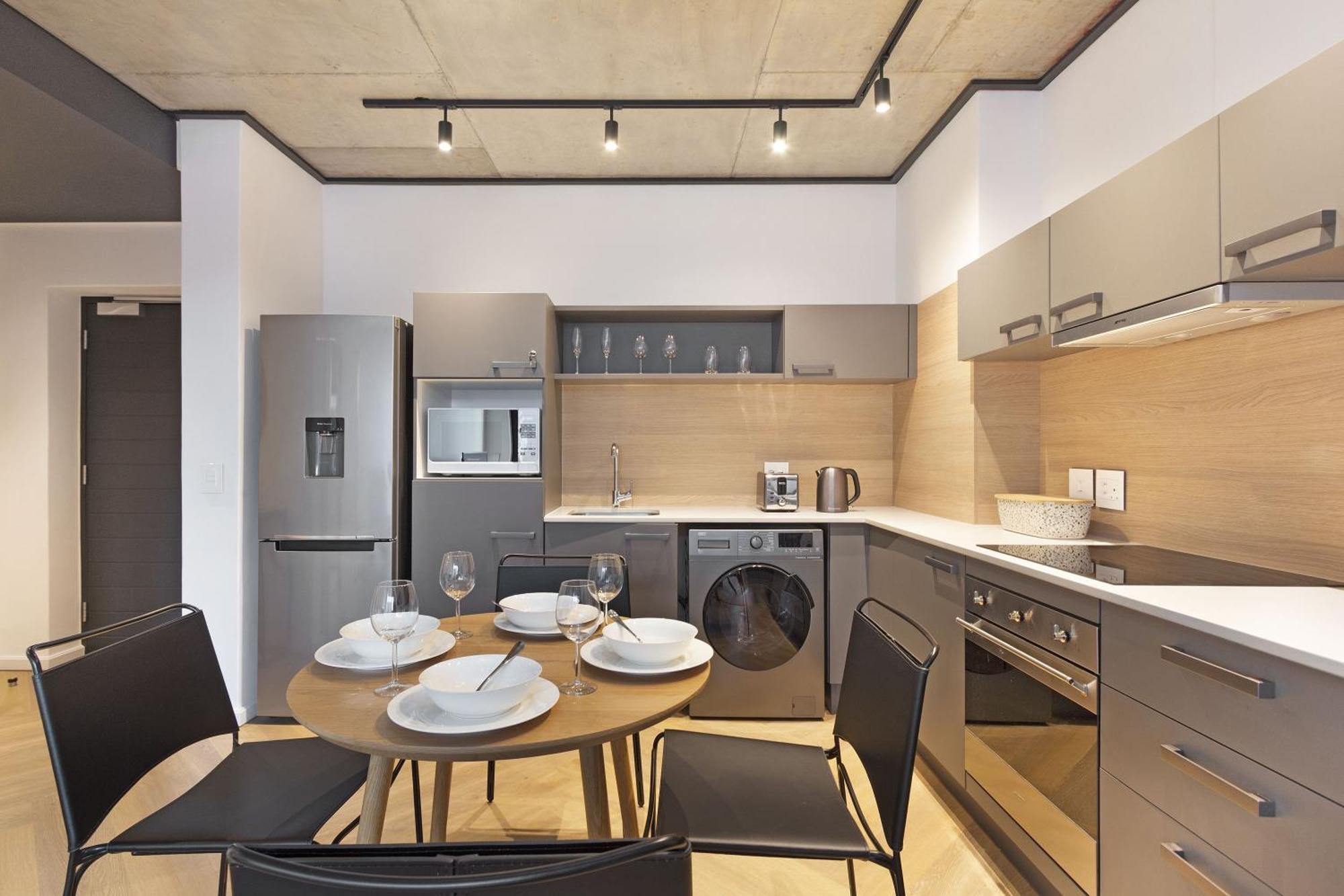 Apartment Bridgewater View 415 By Hostagents